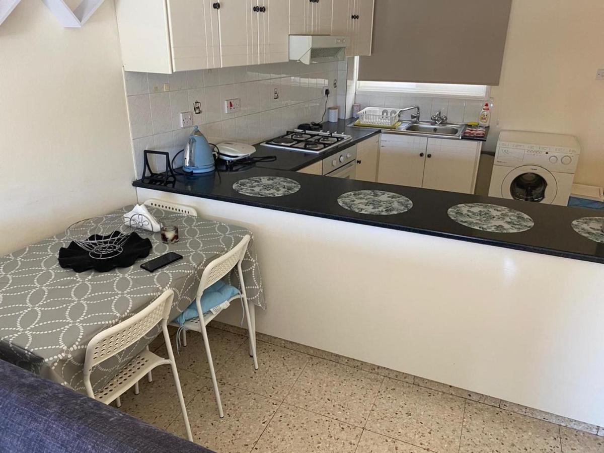 Comfort Apartment Larnaca Ngoại thất bức ảnh